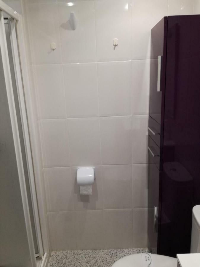 5 Min Walk From Yumbo 216 Appartement