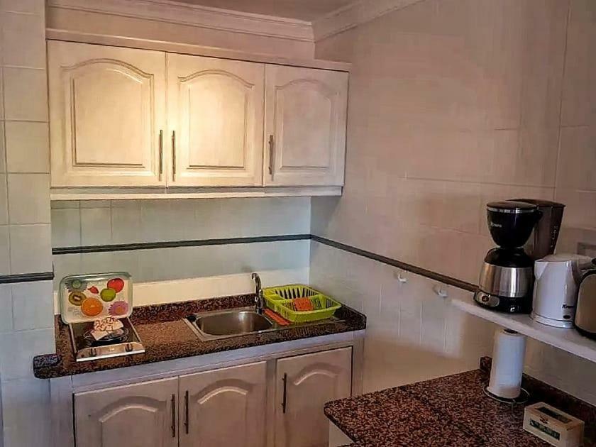 5 Min Walk From Yumbo 216 Appartement *