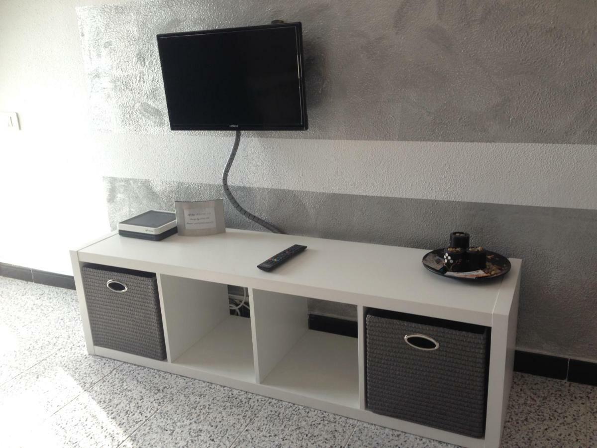 5 Min Walk From Yumbo 216 Appartement *