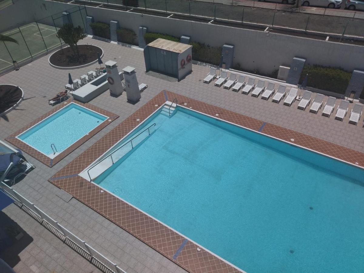 5 Min Walk From Yumbo 208 Apartament *