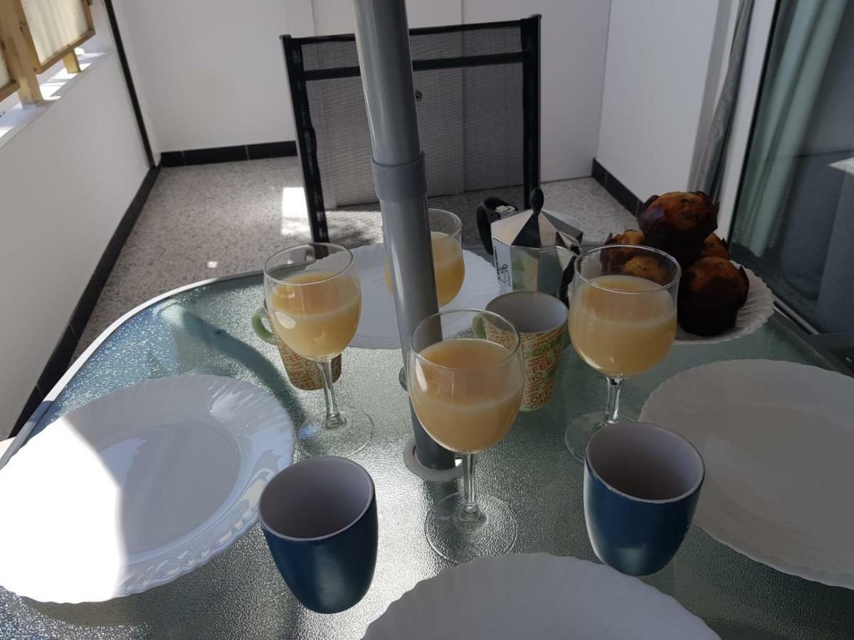 5 Min Walk From Yumbo 216 Appartement